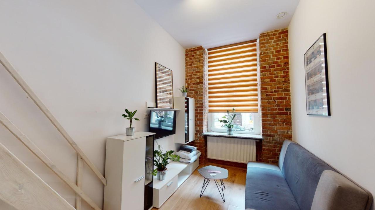 Studio Lofty Komuny Paryskiej 62 Wrocław Zewnętrze zdjęcie