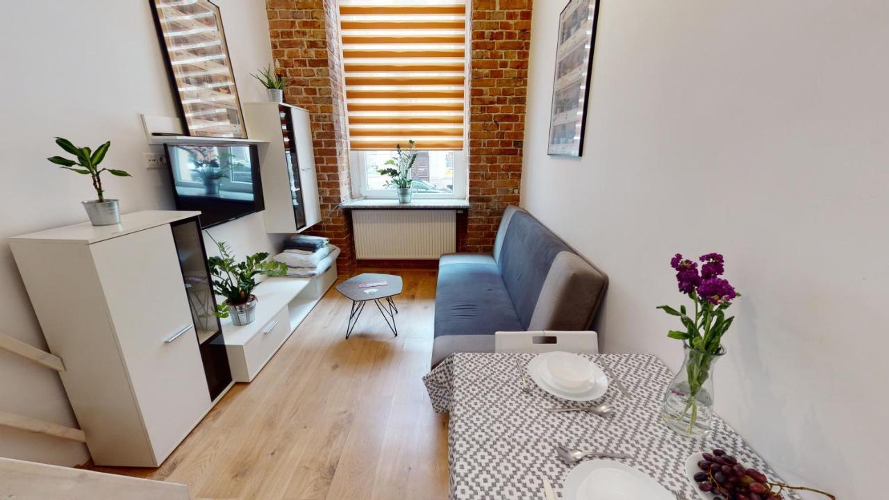 Studio Lofty Komuny Paryskiej 62 Wrocław Zewnętrze zdjęcie